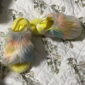 NWB UGG TIE DYE SLIPPERS
